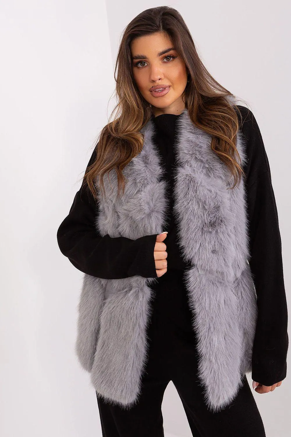 Chic Faux Fur Gilet: Your Essential Wardrobe Staple