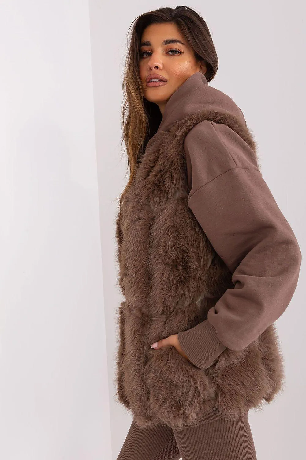 Chic Faux Fur Gilet: Your Essential Wardrobe Staple