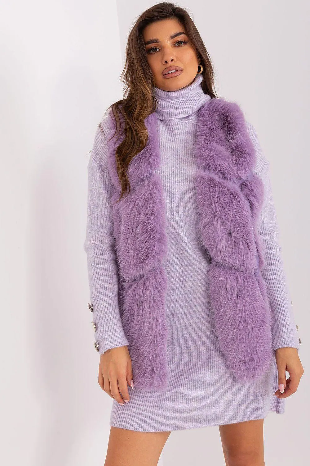 Chic Faux Fur Gilet: Your Essential Wardrobe Staple