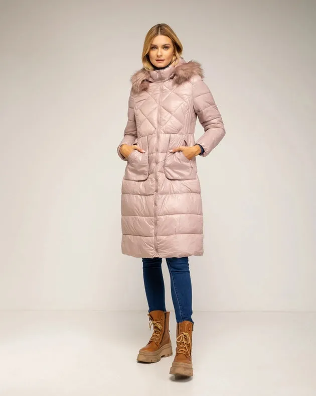 Long fitted anorack with removable hood and fur