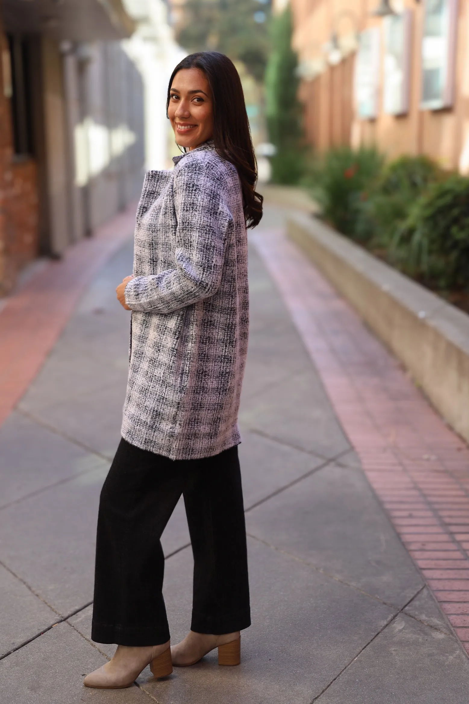 Long Sleeve Collared Plaid Coat With Pockets