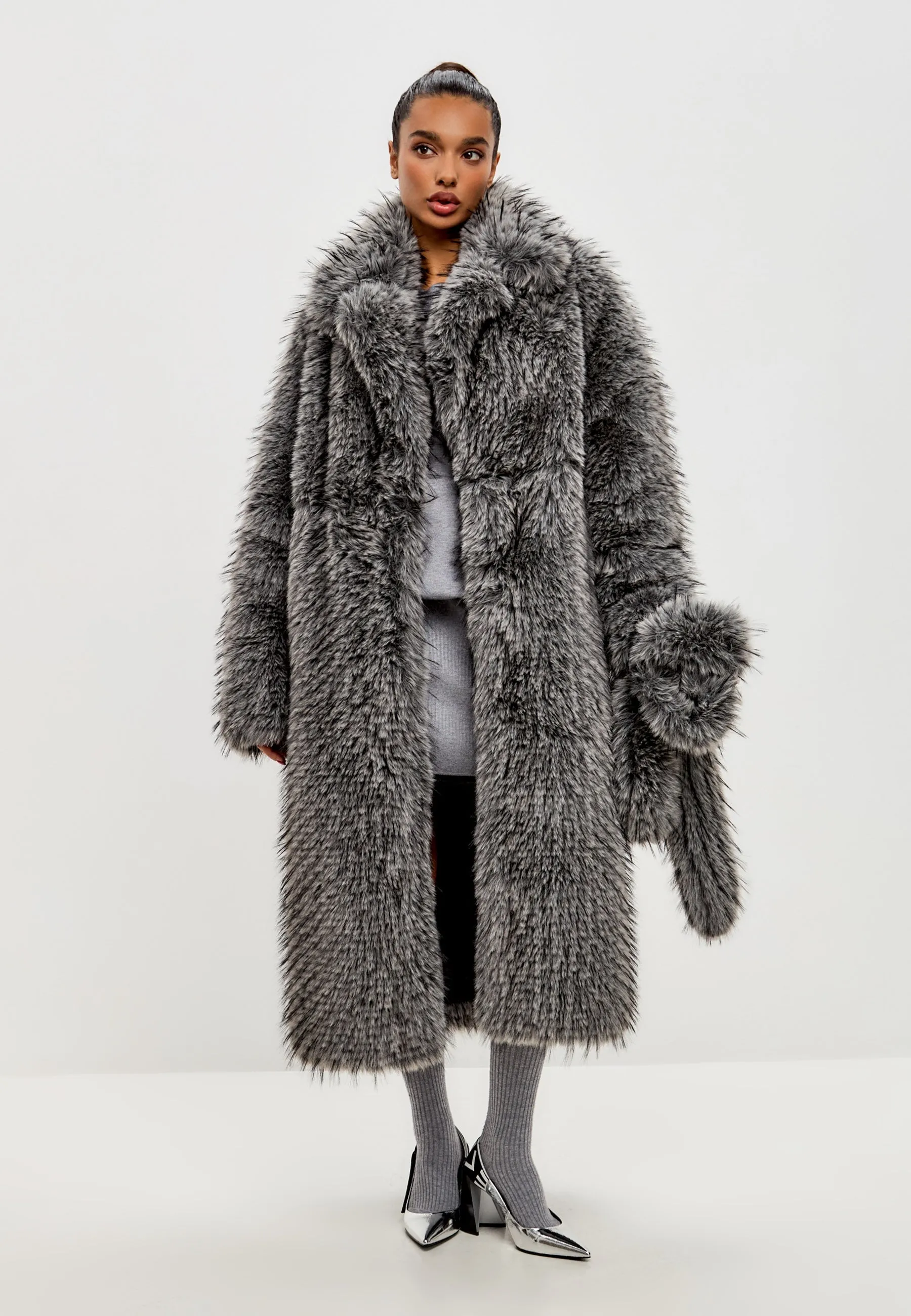 Luxurious Faux Fur Coat Natalie  - Grey