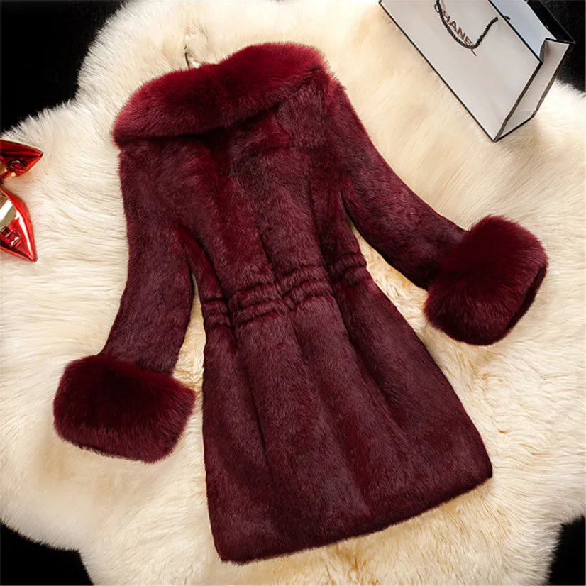 Luxurious New Fur Sensation Coat - High-End Elegance