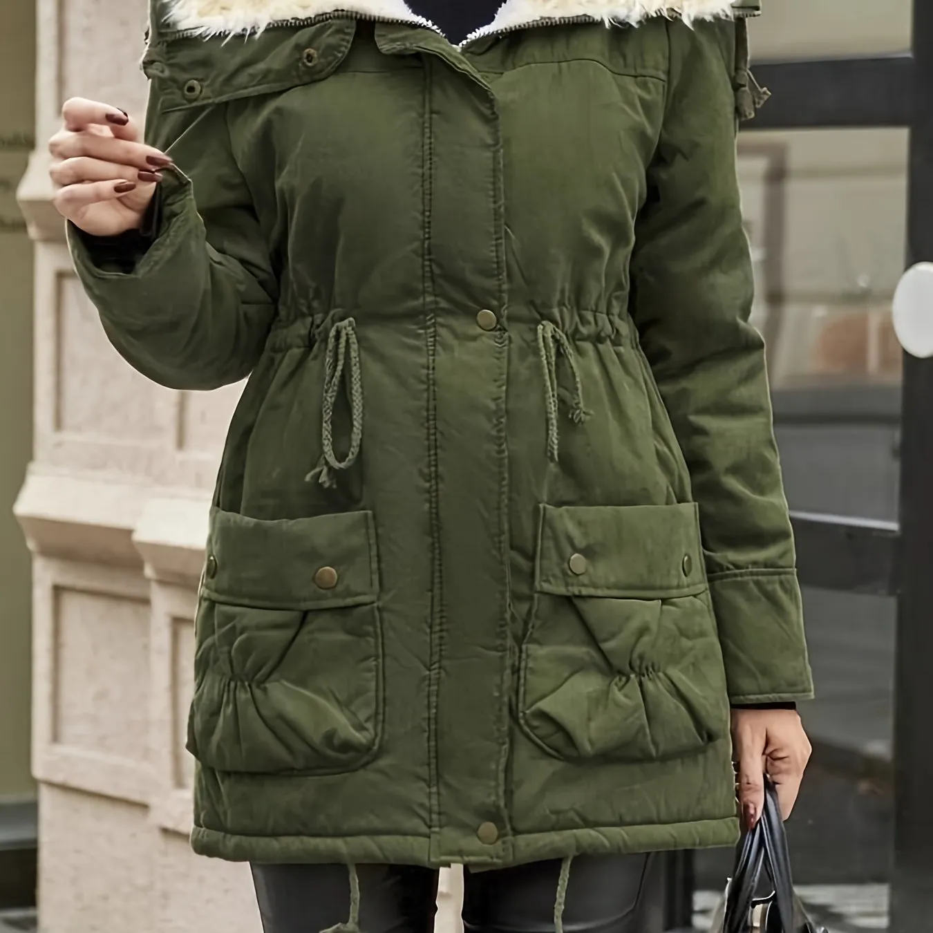 Sophie | Warm zippered faux fur coat with drawstring waist