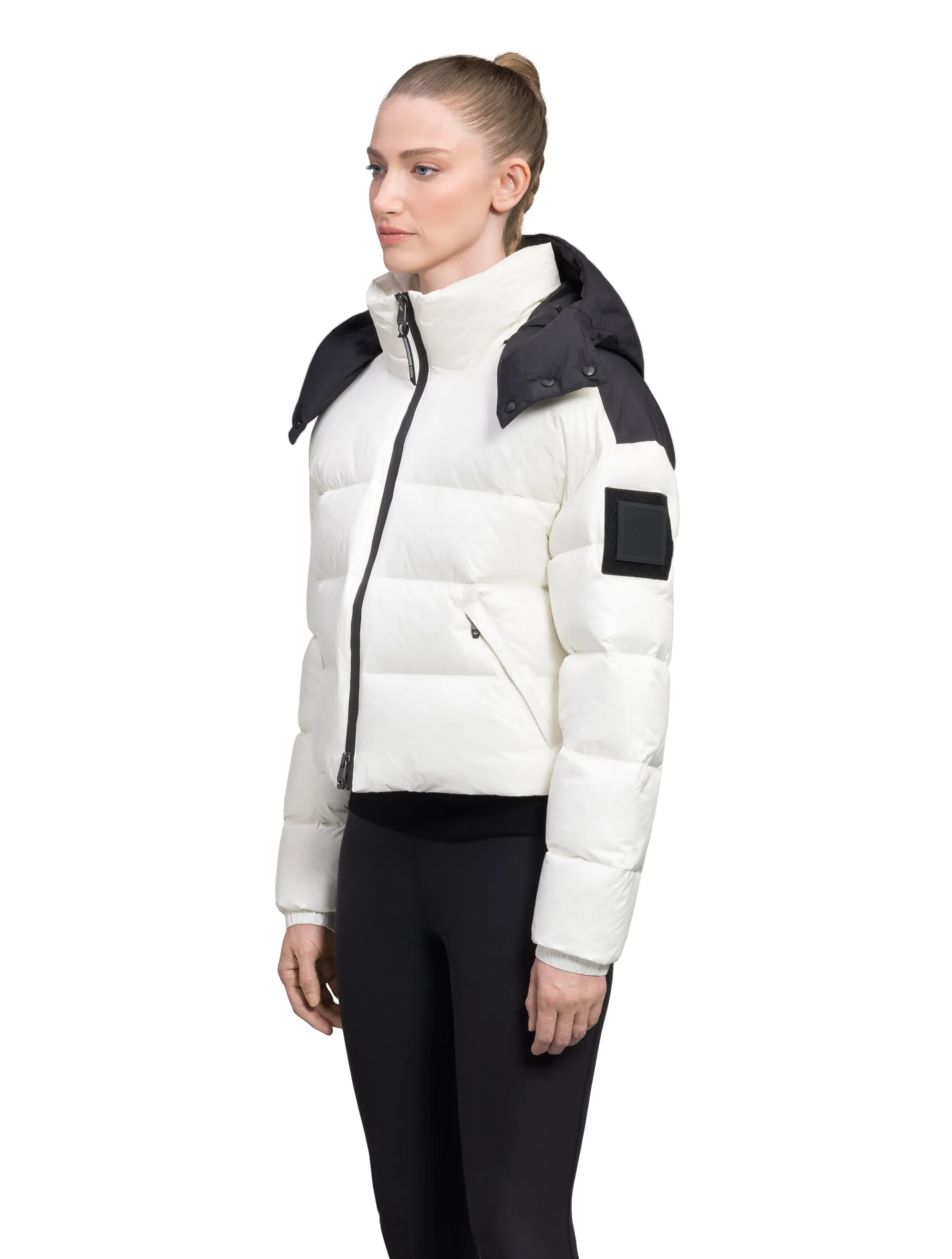 Tempus Women's Performance Short Puffer Jacket