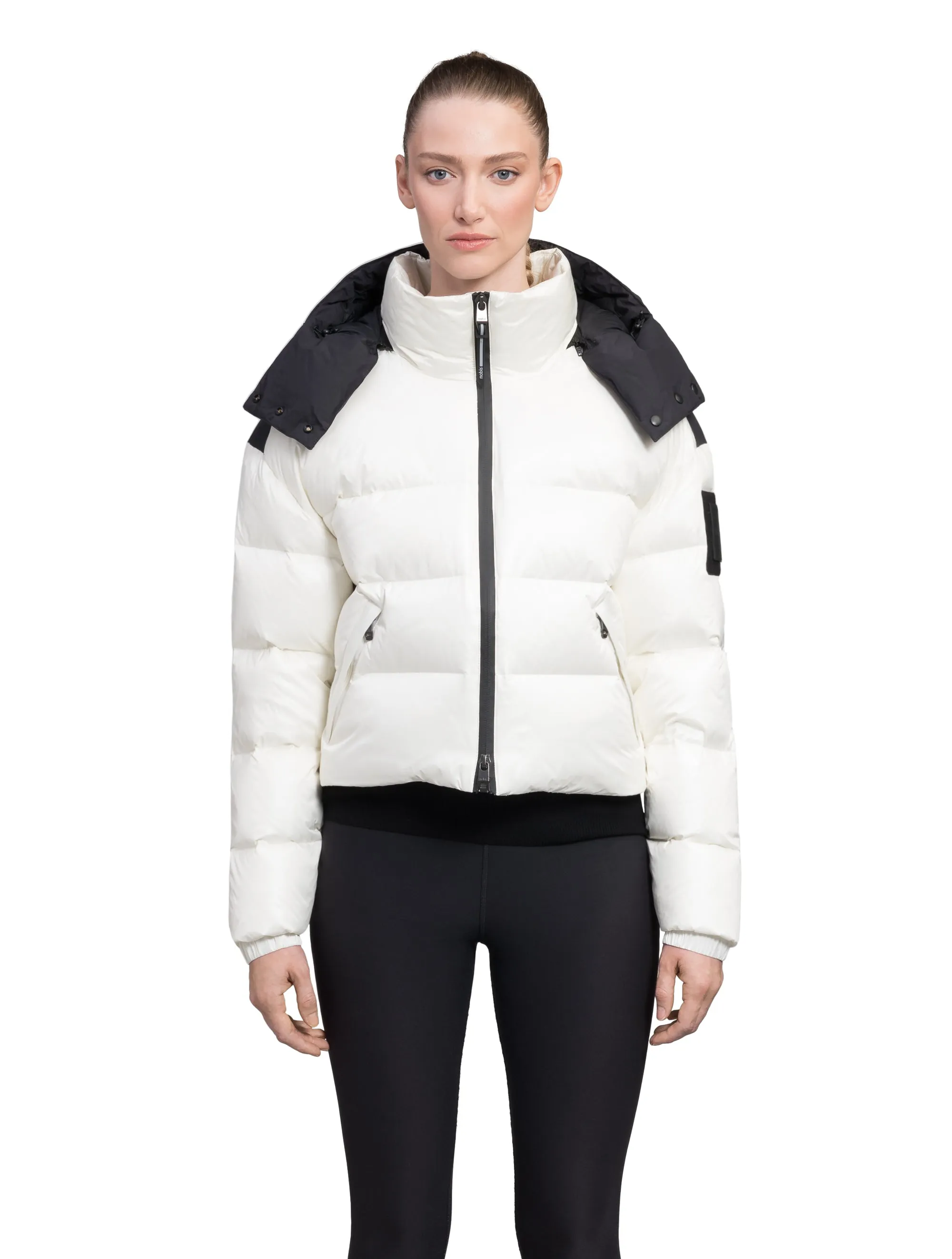 Tempus Women's Performance Short Puffer Jacket